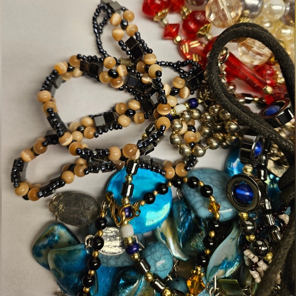 Jewelry Beaded Craft Lot - Picture 8 of 12